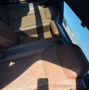 2019 كرايسلر 300 سي اكزكتيف