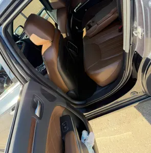 2019 كرايسلر 300 سي اكزكتيف