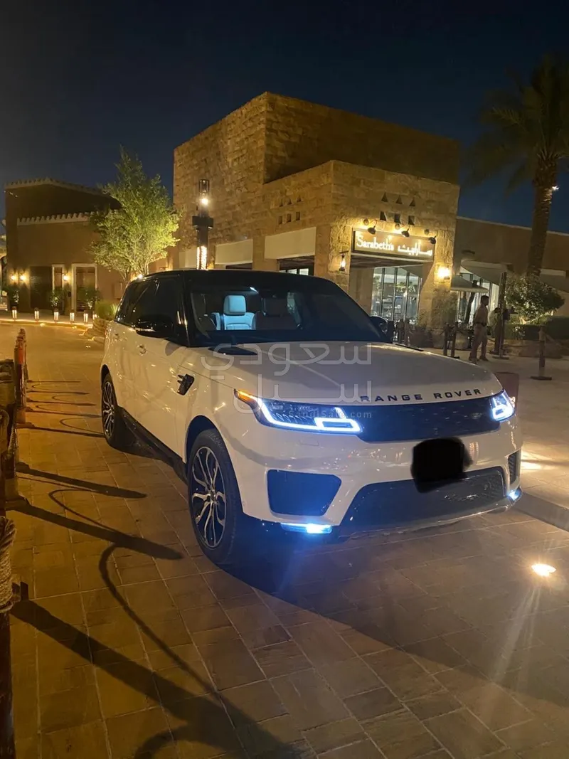 2021 لاند روفر رينج روفر سبورت اتش اس اي