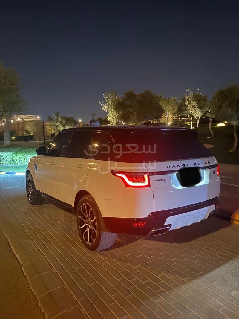 2021 لاند روفر رينج روفر سبورت اتش اس اي