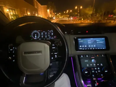 2021 لاند روفر رينج روفر سبورت اتش اس اي