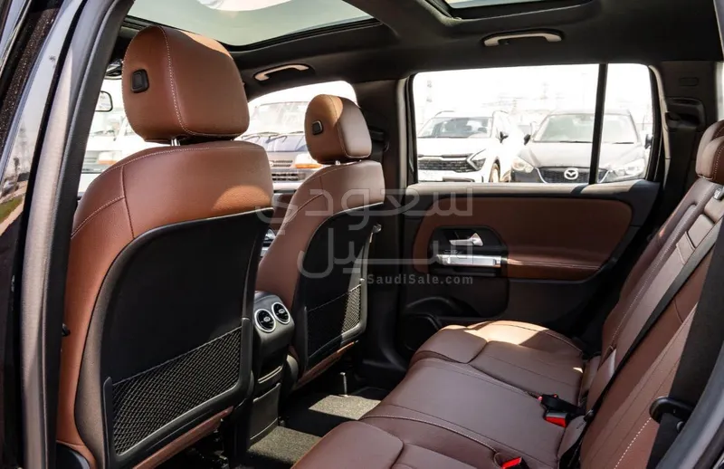 2025 مرسيدس - بنز جي إل بي 200