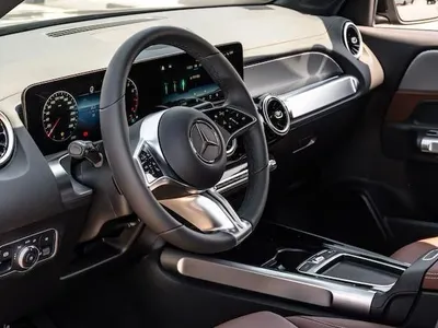 2025 مرسيدس - بنز جي إل بي 200