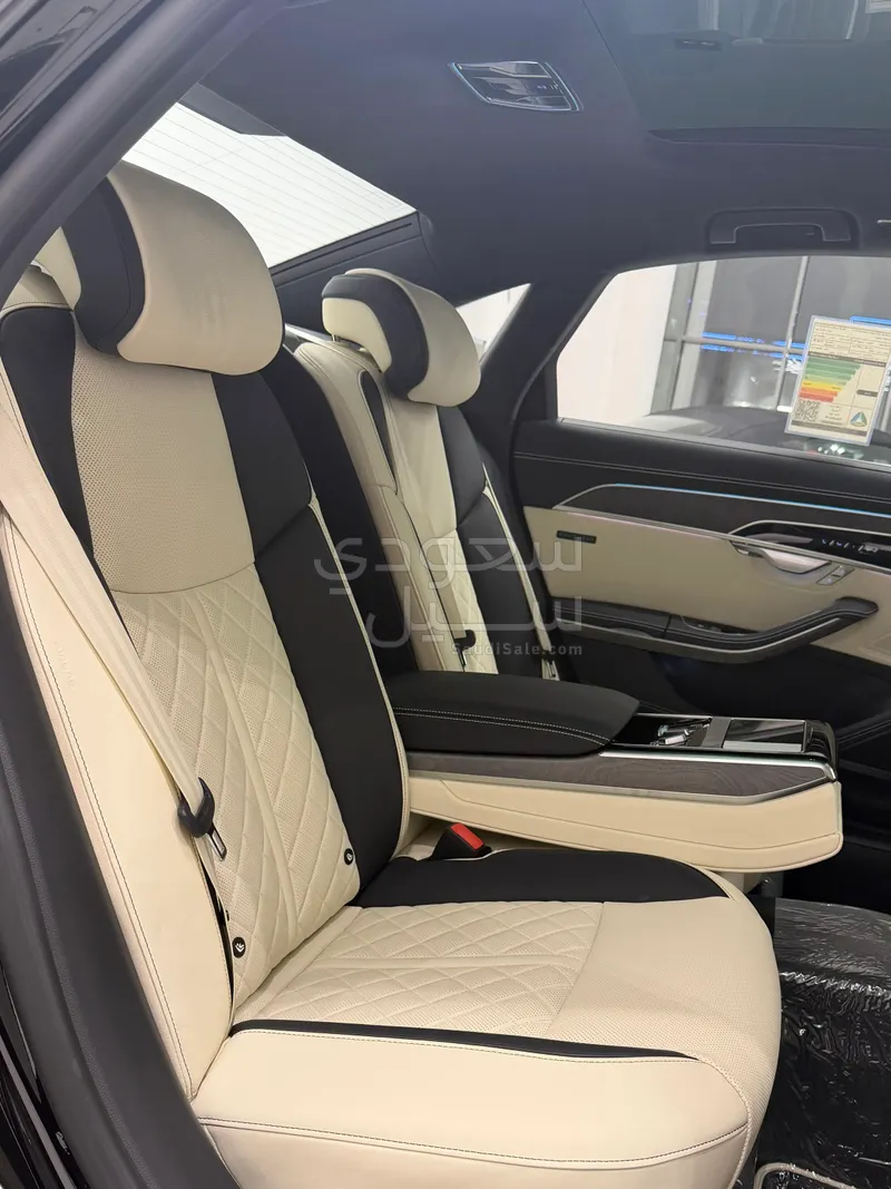 2023 اودي اي 8 ال النسخة السعودية