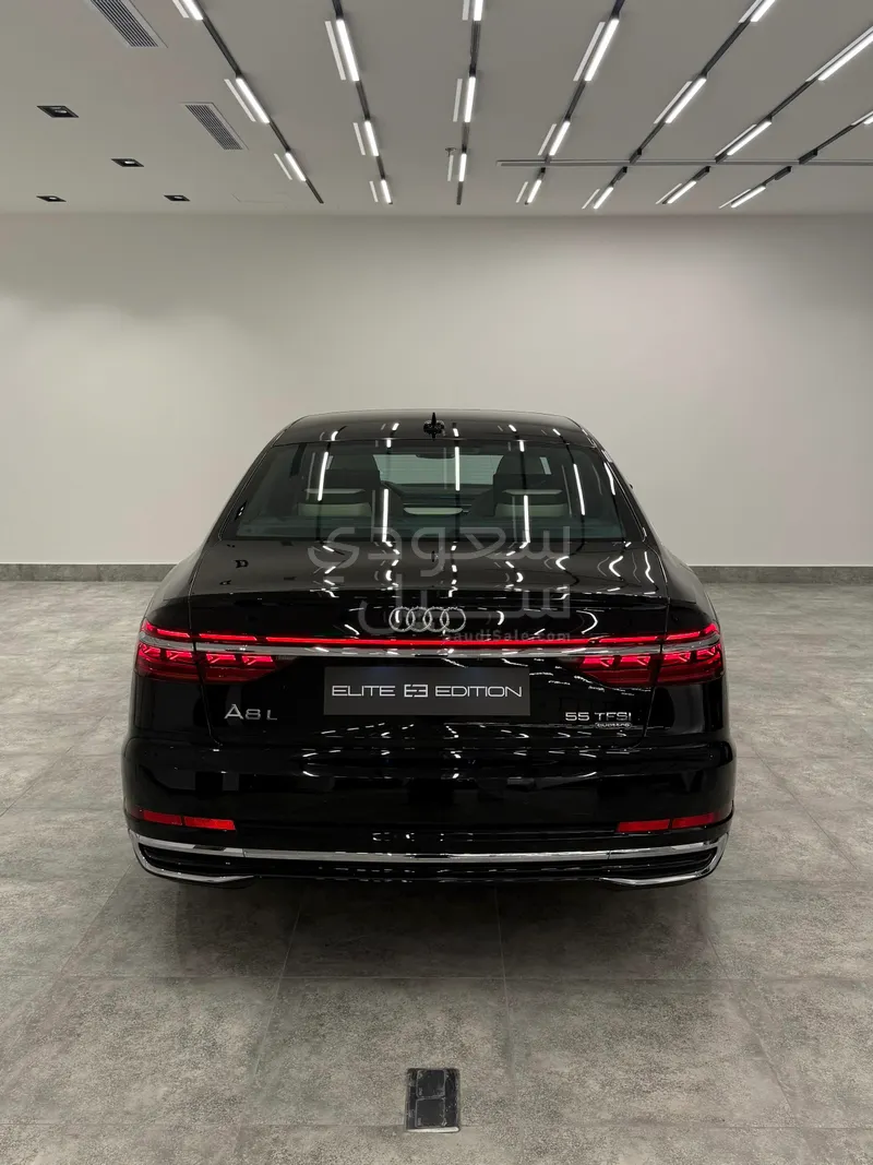 2023 اودي اي 8 ال النسخة السعودية