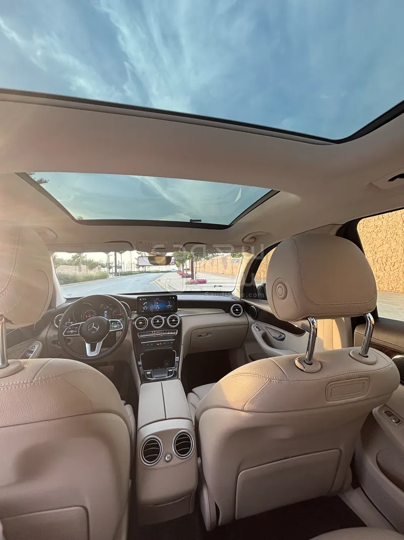 2020 مرسيدس - بنز جي إل سي 200