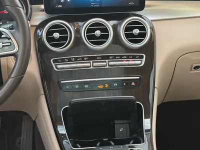 2020 مرسيدس - بنز جي إل سي 200