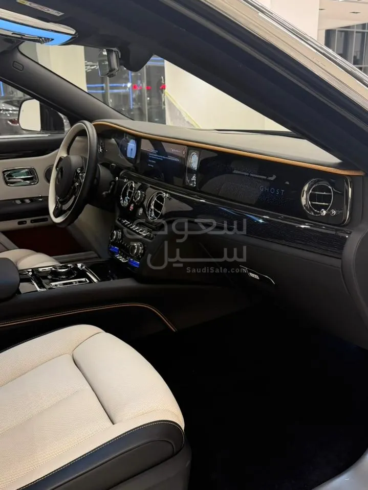 2025 Rolls-Royce Ghost