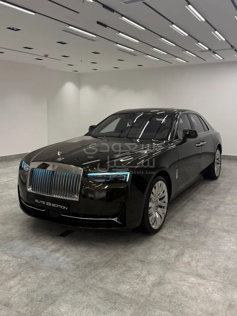 2025 رولز رويس قوست