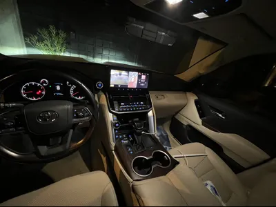 2024 تويوتا لاند كروزر جي اكس ار