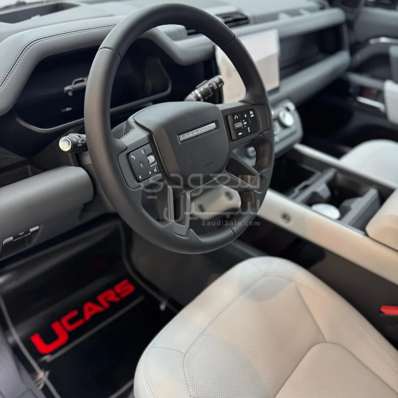 2025 لاند روفر ديفيندر اكس