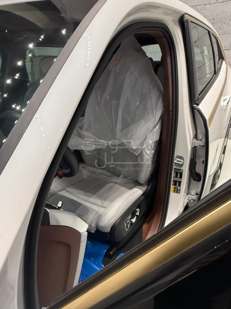 2023 بي ام دبليو اكس ام