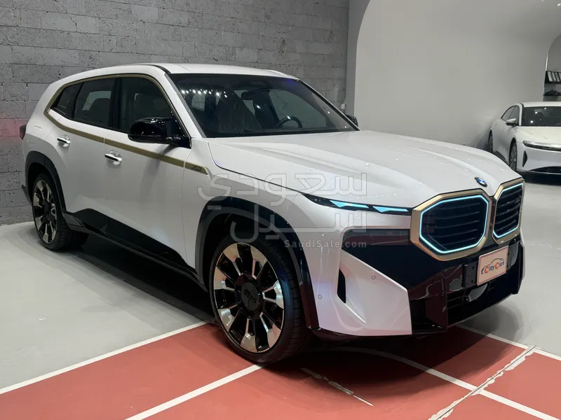 2023 بي ام دبليو اكس ام