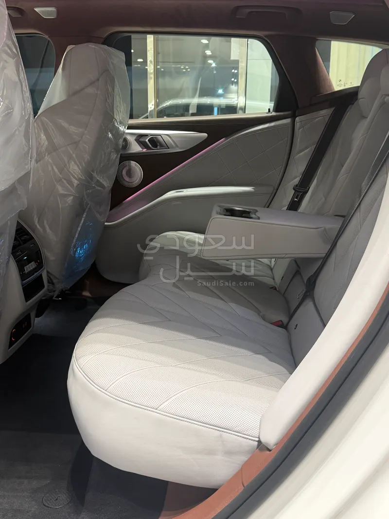 2023 بي ام دبليو اكس ام