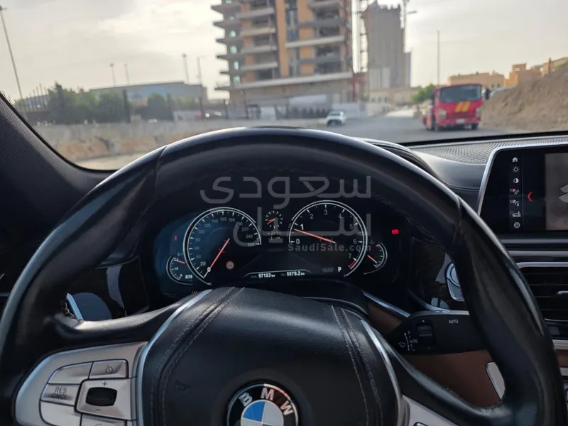 2019 بي ام دبليو الفئة السابعة 730 إل أي