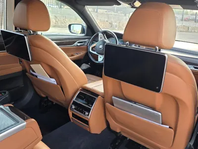 2019 بي ام دبليو الفئة السابعة 730 إل أي