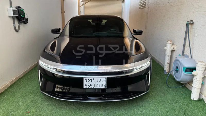 2025 لوسيد اير بيور