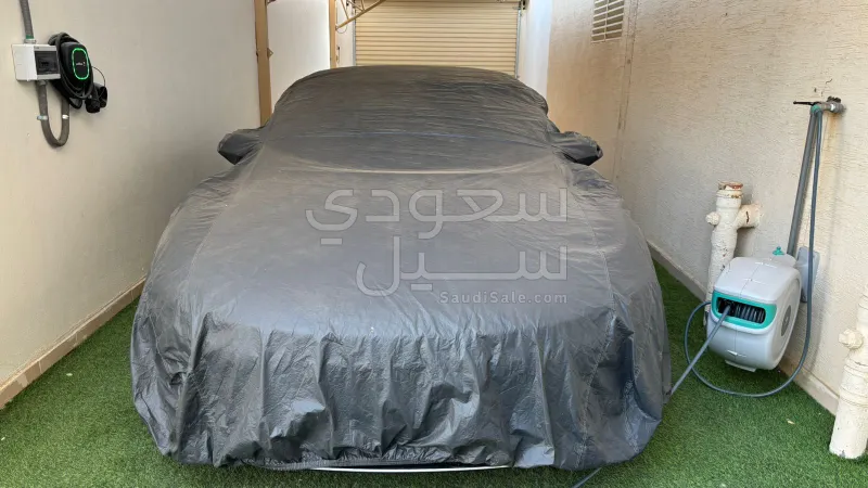 2025 لوسيد اير بيور