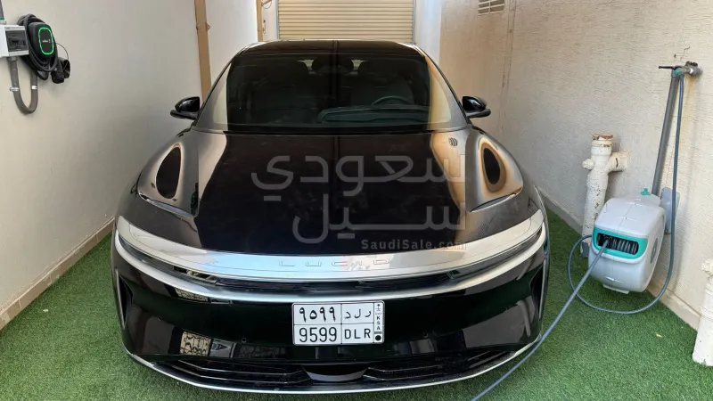 2025 لوسيد اير بيور