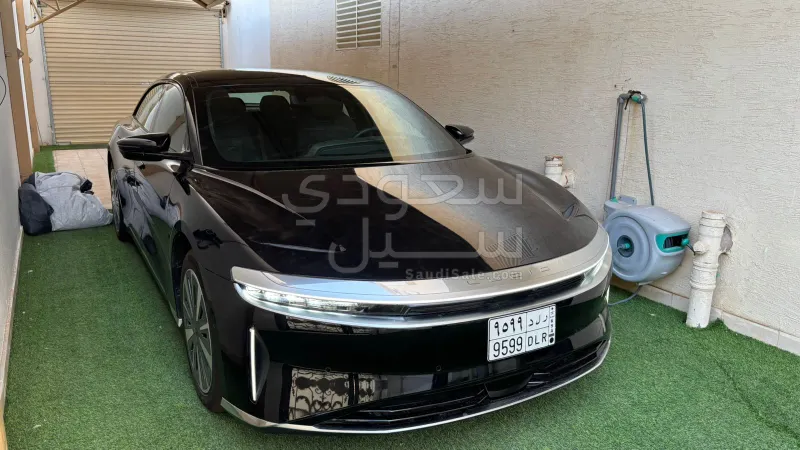 2025 لوسيد اير بيور