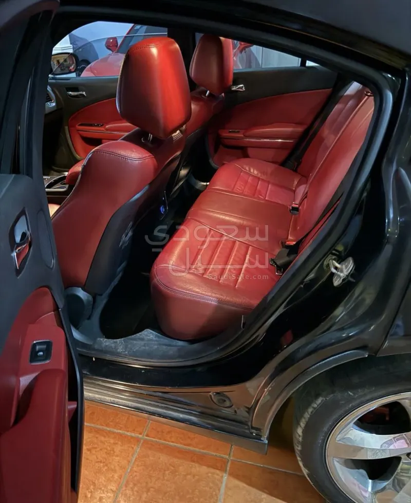 2013 دودج تشارجر رالي