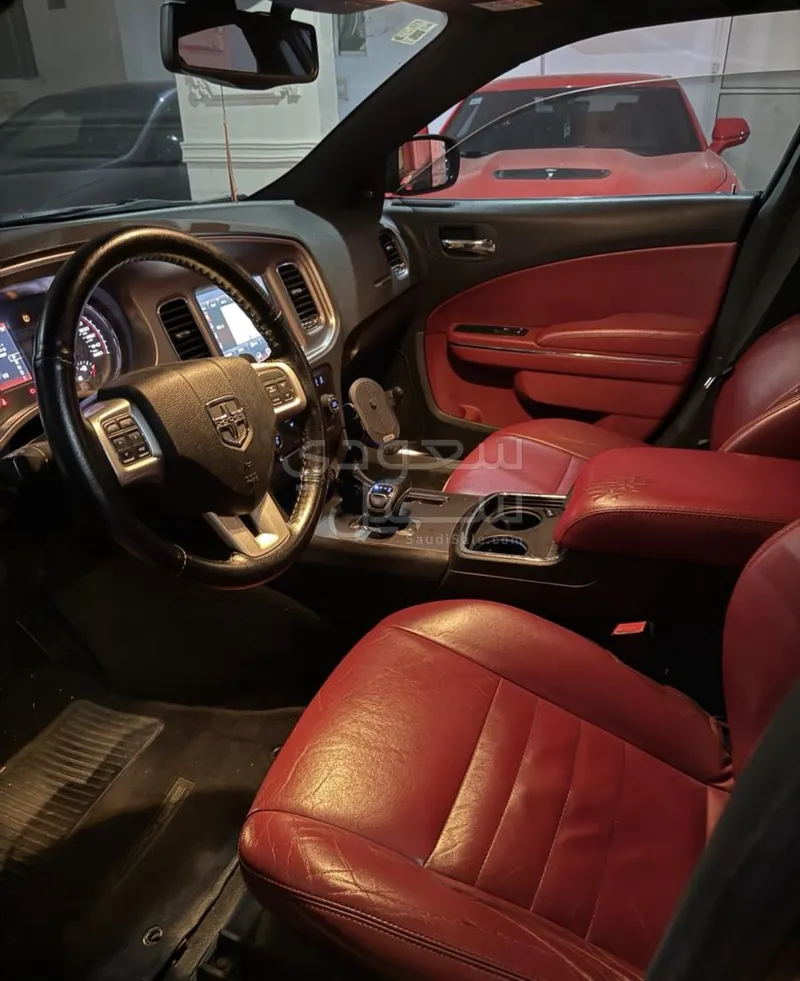 2013 دودج تشارجر رالي