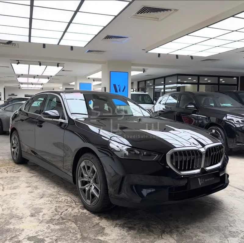 2026 بي ام دبليو الفئة الخامسة 520 أي