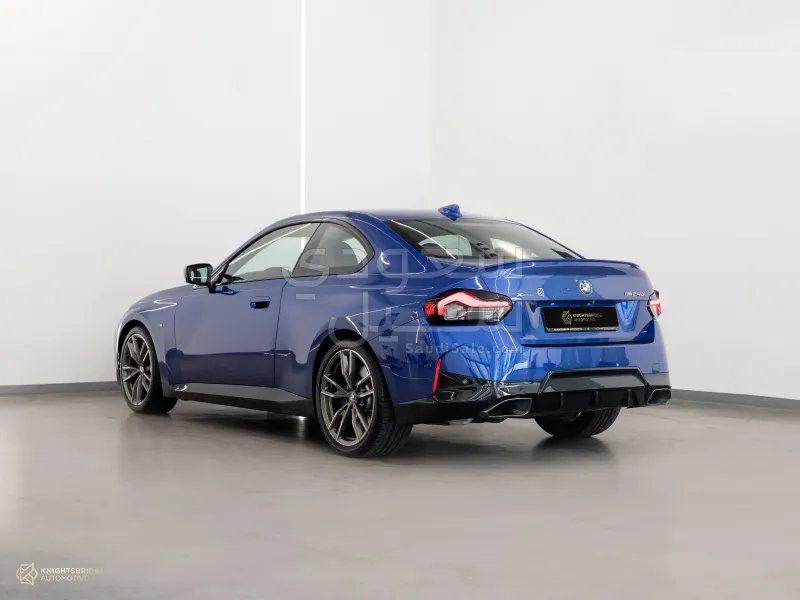 2022 بي ام دبليو الفئة ام إم 2