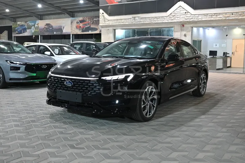 2026 فورد توروس تايتينيوم