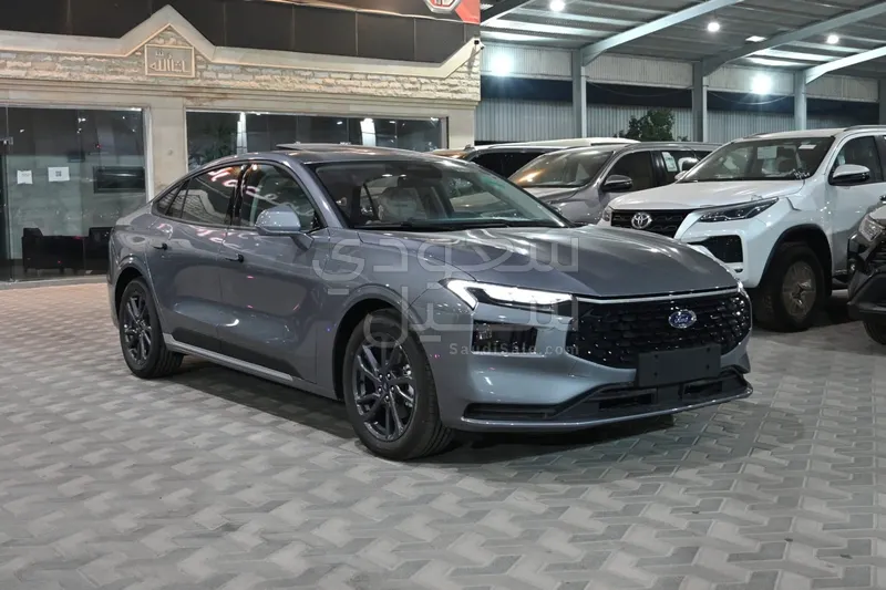 2026 فورد توروس ترند