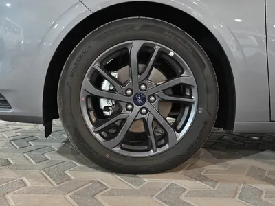 2026 فورد توروس ترند