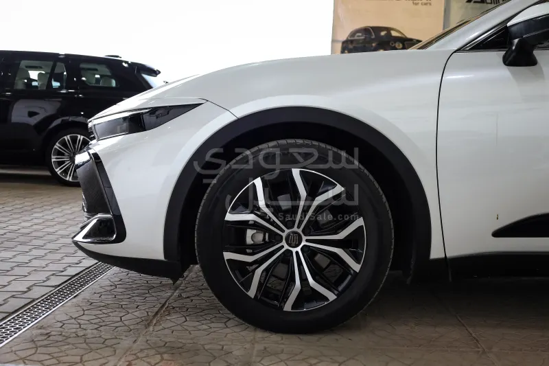 2023 تويوتا كراون