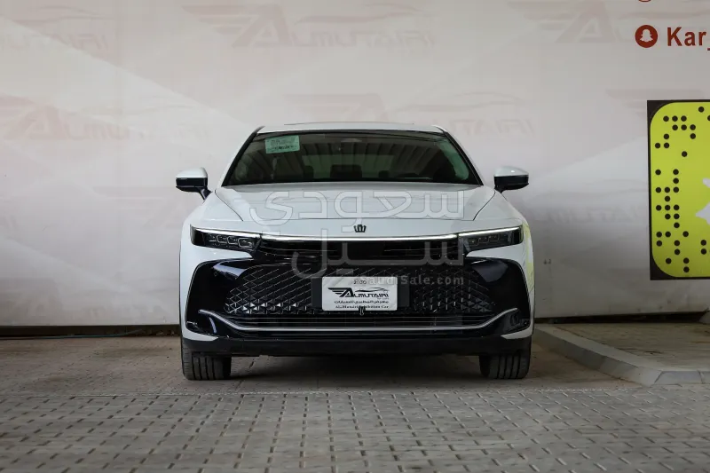 2023 تويوتا كراون