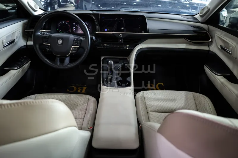 2023 تويوتا كراون