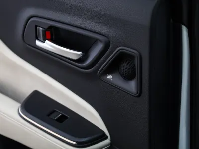 2023 تويوتا كراون