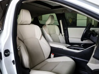 2023 تويوتا كراون