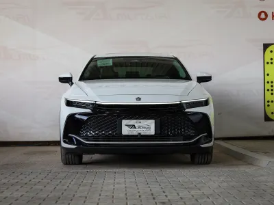 2023 تويوتا كراون