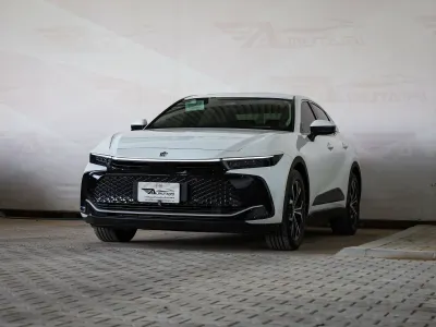 2023 تويوتا كراون