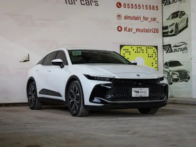 2023 تويوتا كراون