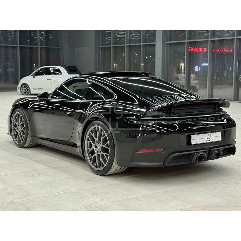 2025 بورش 911 كاريرا جي تي اس