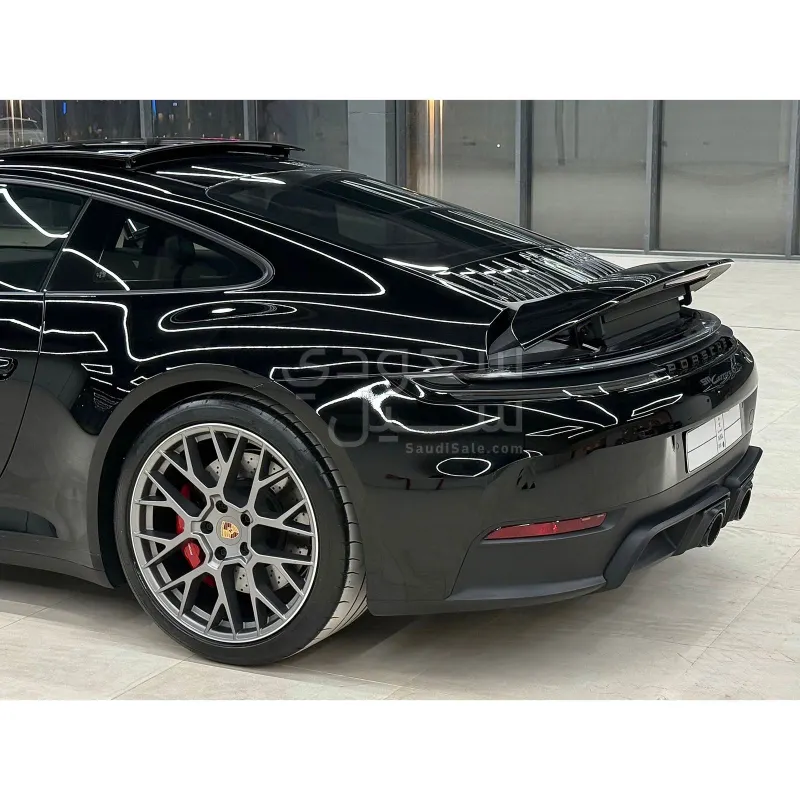 2025 بورش 911 كاريرا جي تي اس