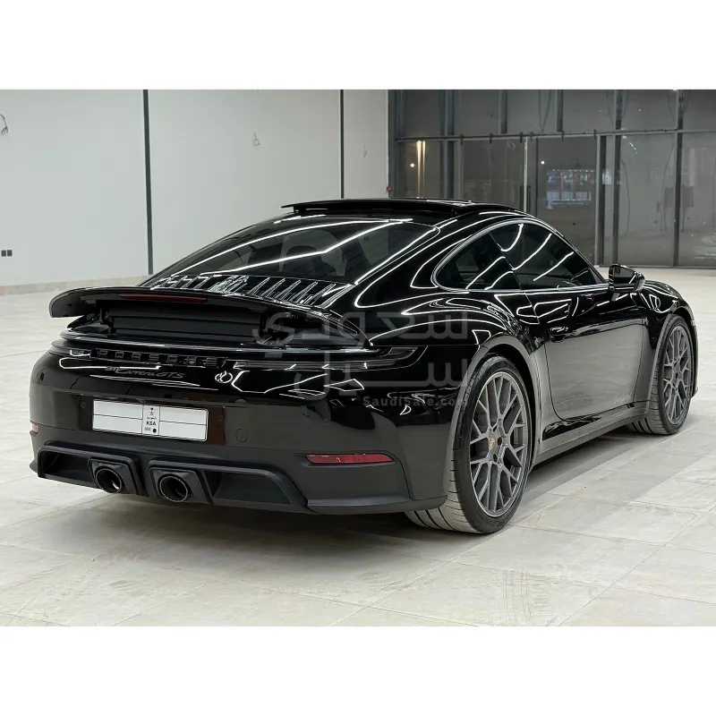 2025 بورش 911 كاريرا جي تي اس