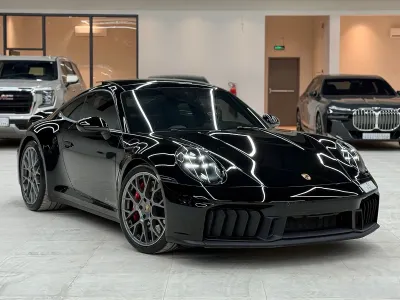2025 بورش 911 كاريرا جي تي اس
