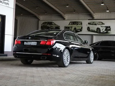 2014 بي ام دبليو الفئة السابعة 740 إل أي