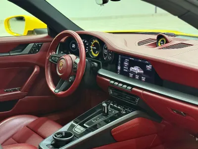 2020 بورش 911 كاريرا 4
