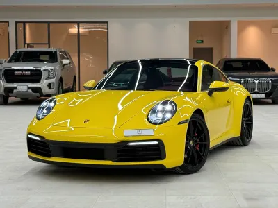 2020 بورش 911 كاريرا 4