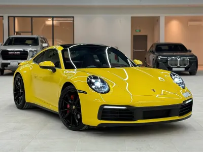 2020 بورش 911 كاريرا 4