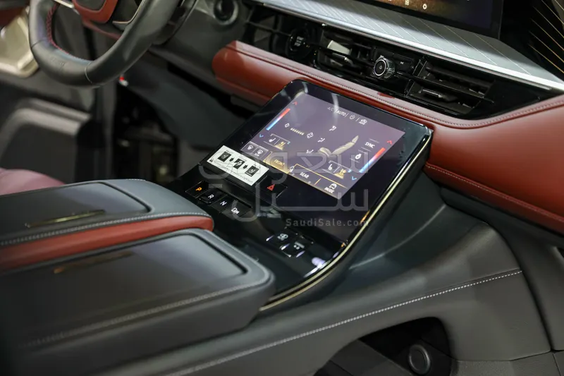 2025 انفينيتي كيو اكس 80