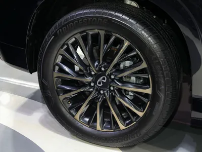 2025 انفينيتي كيو اكس 80