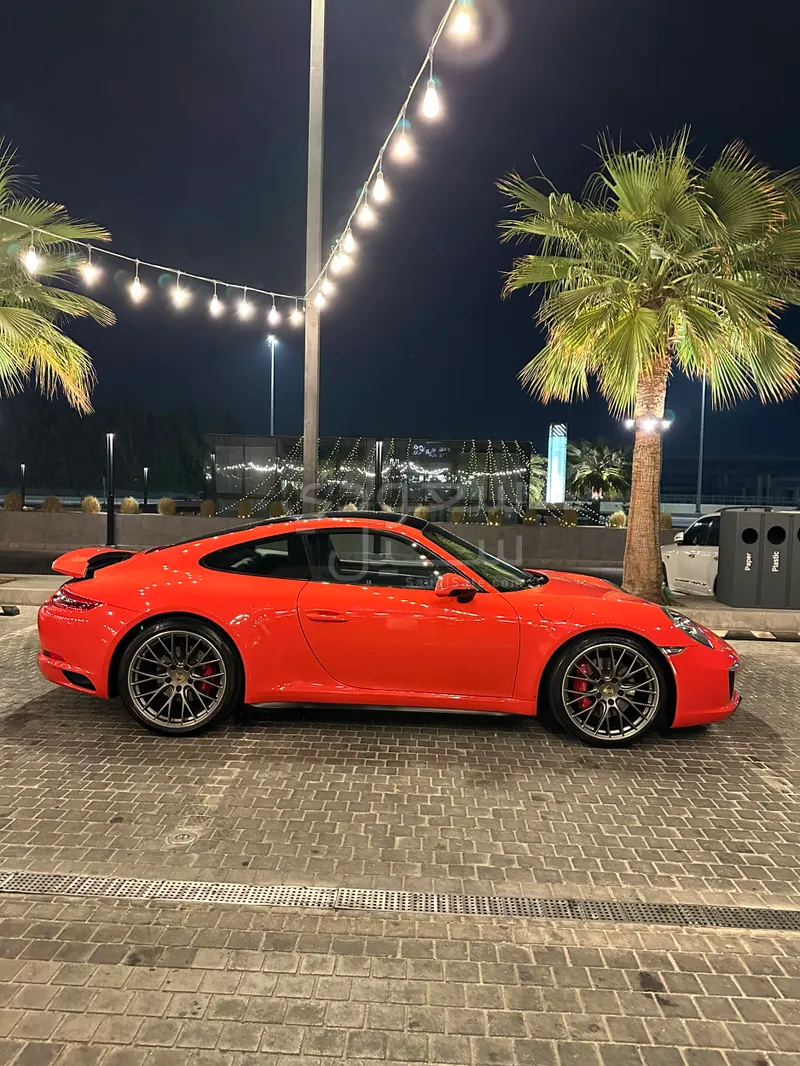 2017 بورش 911 كاريرا 4 اس